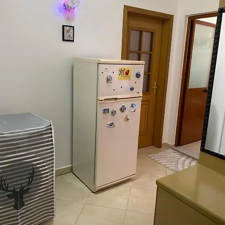 Dhimitrulla & Irini Apartment